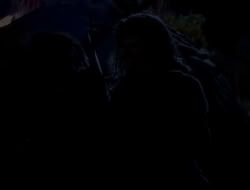 4x09-PastImperfect_002868