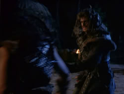 4x09-PastImperfect_002962