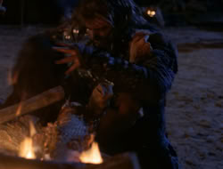 4x09-PastImperfect_002983