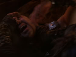 4x09-PastImperfect_002985