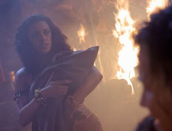 4x09-PastImperfect_003052