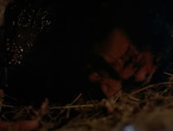 4x09-PastImperfect_003087