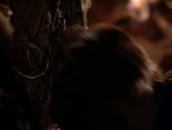 4x09-PastImperfect_003282
