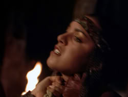 4x09-PastImperfect_003328