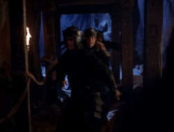 4x09-PastImperfect_003372