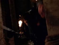 4x09-PastImperfect_003427