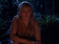4x09-PastImperfect_003582