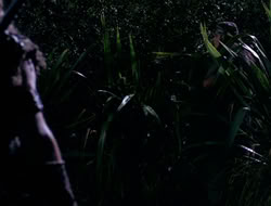 4x09-PastImperfect_003666