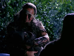 4x09-PastImperfect_003828