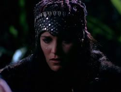 4x09-PastImperfect_003832