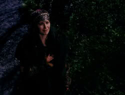 4x09-PastImperfect_003864