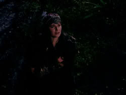 4x09-PastImperfect_003867