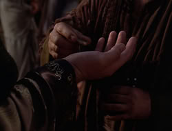 4x10-TheKeytotheKingdom_000691