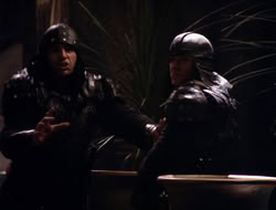4x10-TheKeytotheKingdom_001025