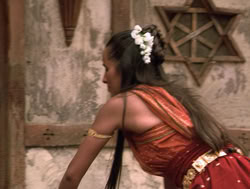 extant_XenaWarriorPrincess_4x14_Devi_00139
