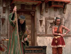 extant_XenaWarriorPrincess_4x14_Devi_00156