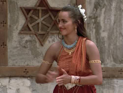 extant_XenaWarriorPrincess_4x14_Devi_00221