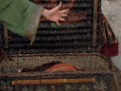 extant_XenaWarriorPrincess_4x14_Devi_00370