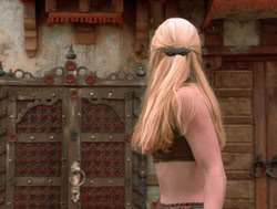extant_XenaWarriorPrincess_4x14_Devi_00744