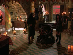extant_XenaWarriorPrincess_4x14_Devi_00837