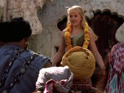 extant_XenaWarriorPrincess_4x14_Devi_00971