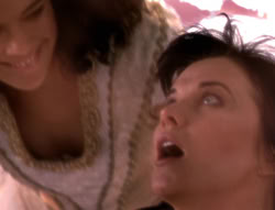 extant_XenaWarriorPrincess_5x01-FallenAngel_00339