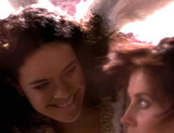 extant_XenaWarriorPrincess_5x01-FallenAngel_00340