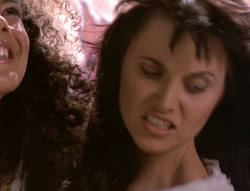 extant_XenaWarriorPrincess_5x01-FallenAngel_00372