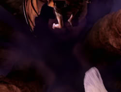 extant_XenaWarriorPrincess_5x01-FallenAngel_00570