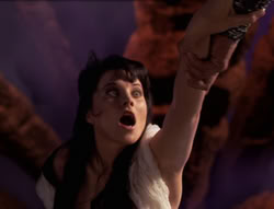 extant_XenaWarriorPrincess_5x01-FallenAngel_00596