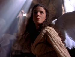 extant_XenaWarriorPrincess_5x01-FallenAngel_00642