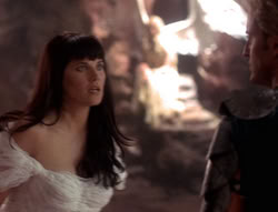 extant_XenaWarriorPrincess_5x01-FallenAngel_00698