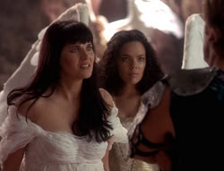 extant_XenaWarriorPrincess_5x01-FallenAngel_00703