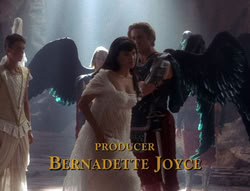 extant_XenaWarriorPrincess_5x01-FallenAngel_00748