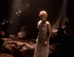 extant_XenaWarriorPrincess_5x01-FallenAngel_00870