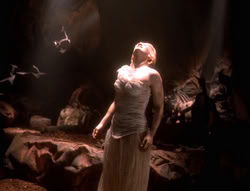 extant_XenaWarriorPrincess_5x01-FallenAngel_00872