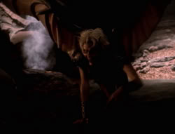 extant_XenaWarriorPrincess_5x01-FallenAngel_00881
