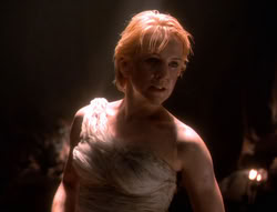 extant_XenaWarriorPrincess_5x01-FallenAngel_00909
