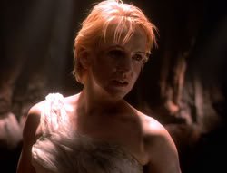 extant_XenaWarriorPrincess_5x01-FallenAngel_00917