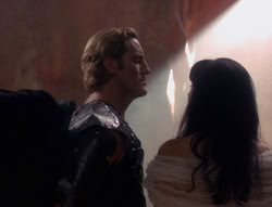 extant_XenaWarriorPrincess_5x01-FallenAngel_01205