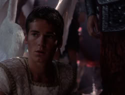 extant_XenaWarriorPrincess_5x01-FallenAngel_01531