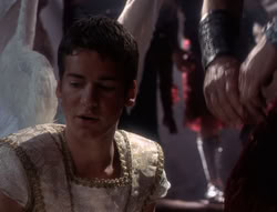 extant_XenaWarriorPrincess_5x01-FallenAngel_01533
