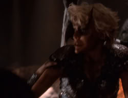 extant_XenaWarriorPrincess_5x01-FallenAngel_01849