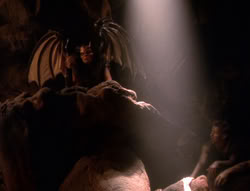 extant_XenaWarriorPrincess_5x01-FallenAngel_02049