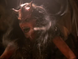 extant_XenaWarriorPrincess_5x01-FallenAngel_02097