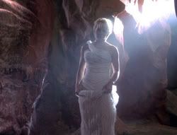 extant_XenaWarriorPrincess_5x01-FallenAngel_02421