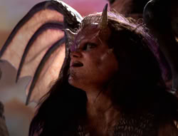 extant_XenaWarriorPrincess_5x01-FallenAngel_02653
