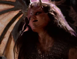 extant_XenaWarriorPrincess_5x01-FallenAngel_02654