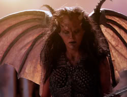 extant_XenaWarriorPrincess_5x01-FallenAngel_02724