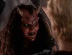 extant_XenaWarriorPrincess_5x01-FallenAngel_02763